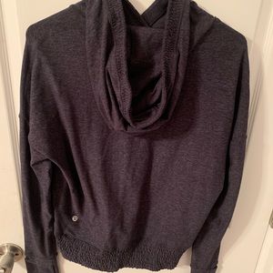 Lululemon pullover
